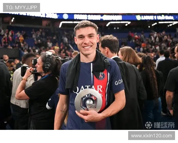 曼晚评分:芒特 8 分闪耀,姆伯莫首秀惊艳,乌加特梅努低迷引争议 曼晚评分:芒特 8 分闪耀,姆伯莫首秀惊艳,乌加特梅努低迷引争议